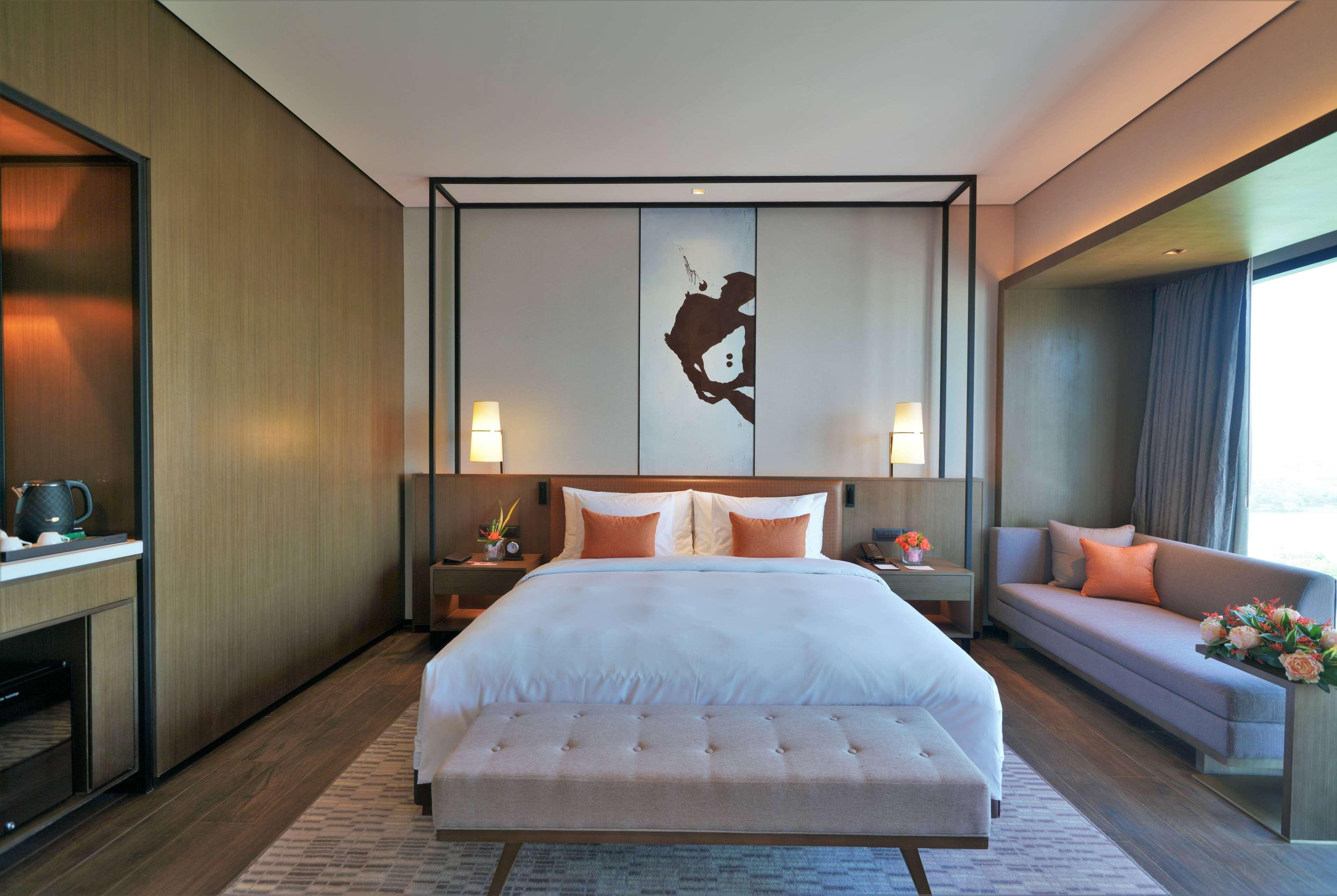 Wyndham Grand Yangon Hotel Bagian luar foto