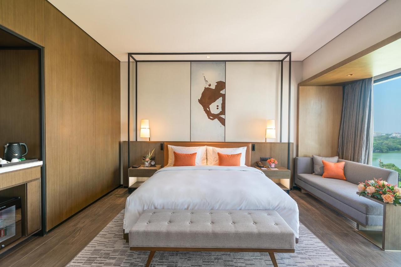 Wyndham Grand Yangon Hotel Bagian luar foto